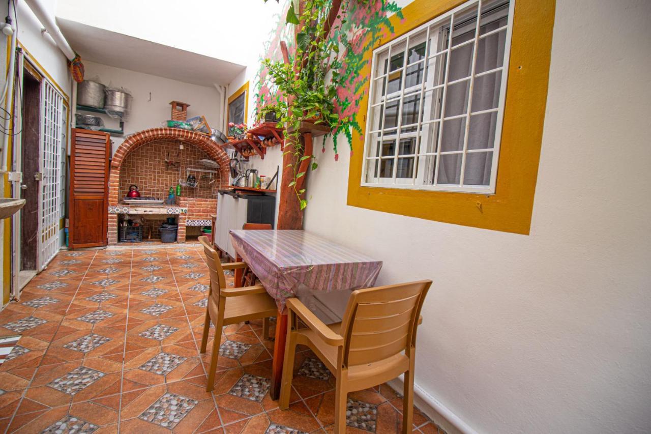 La Casa Del Almendro Hotell Playa del Carmen Exteriör bild