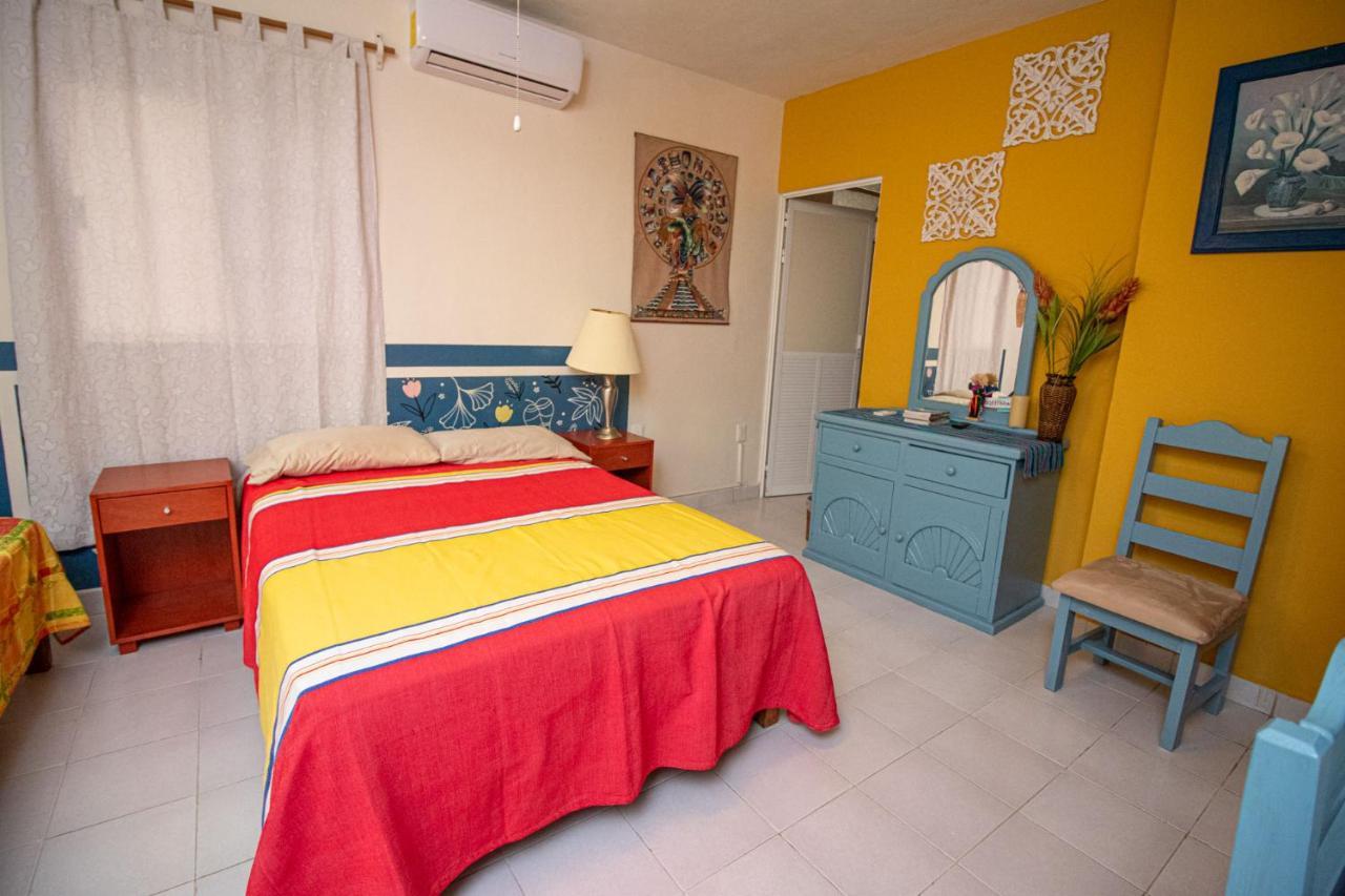 La Casa Del Almendro Hotell Playa del Carmen Exteriör bild