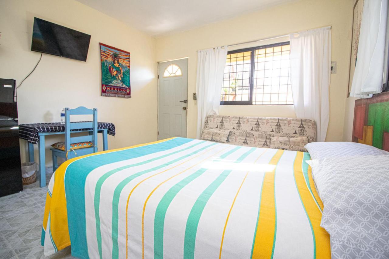 La Casa Del Almendro Hotell Playa del Carmen Exteriör bild