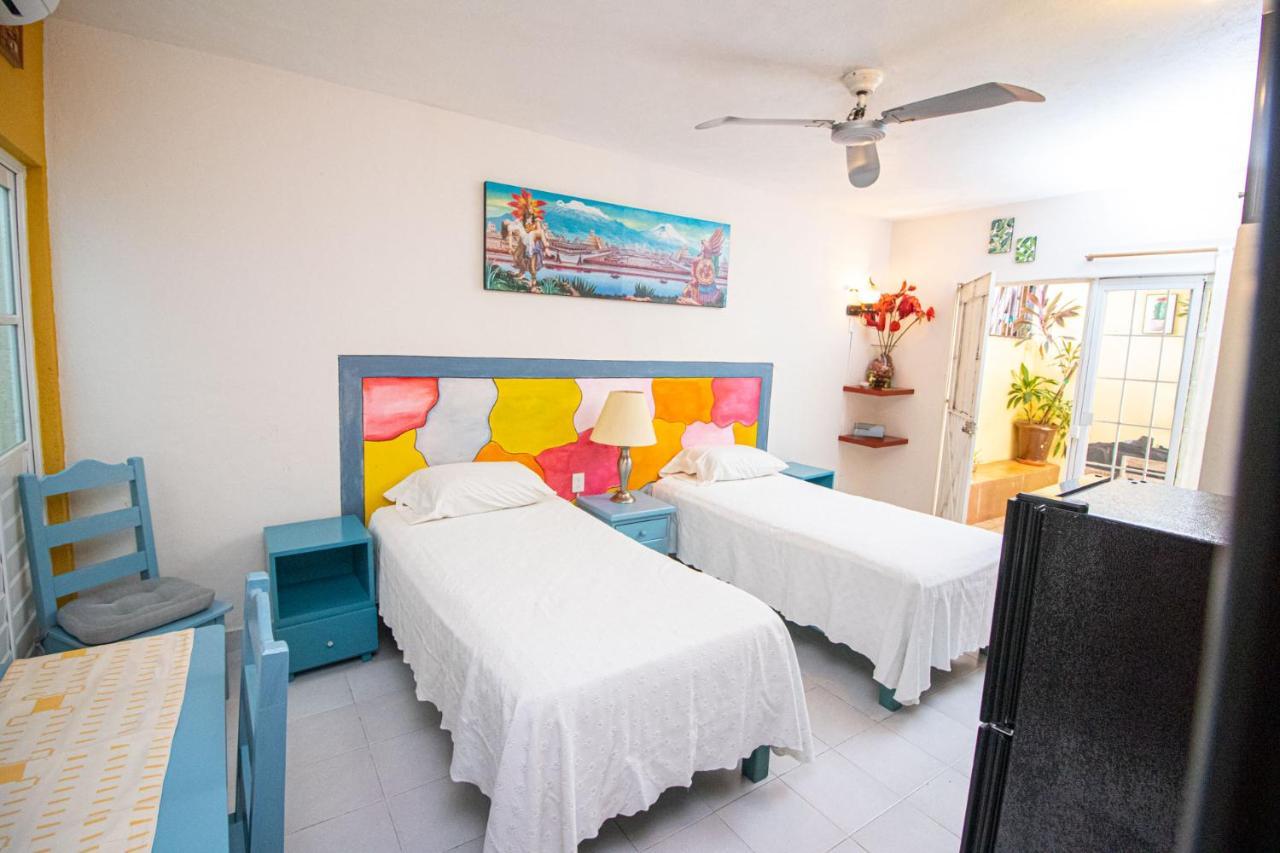 La Casa Del Almendro Hotell Playa del Carmen Exteriör bild