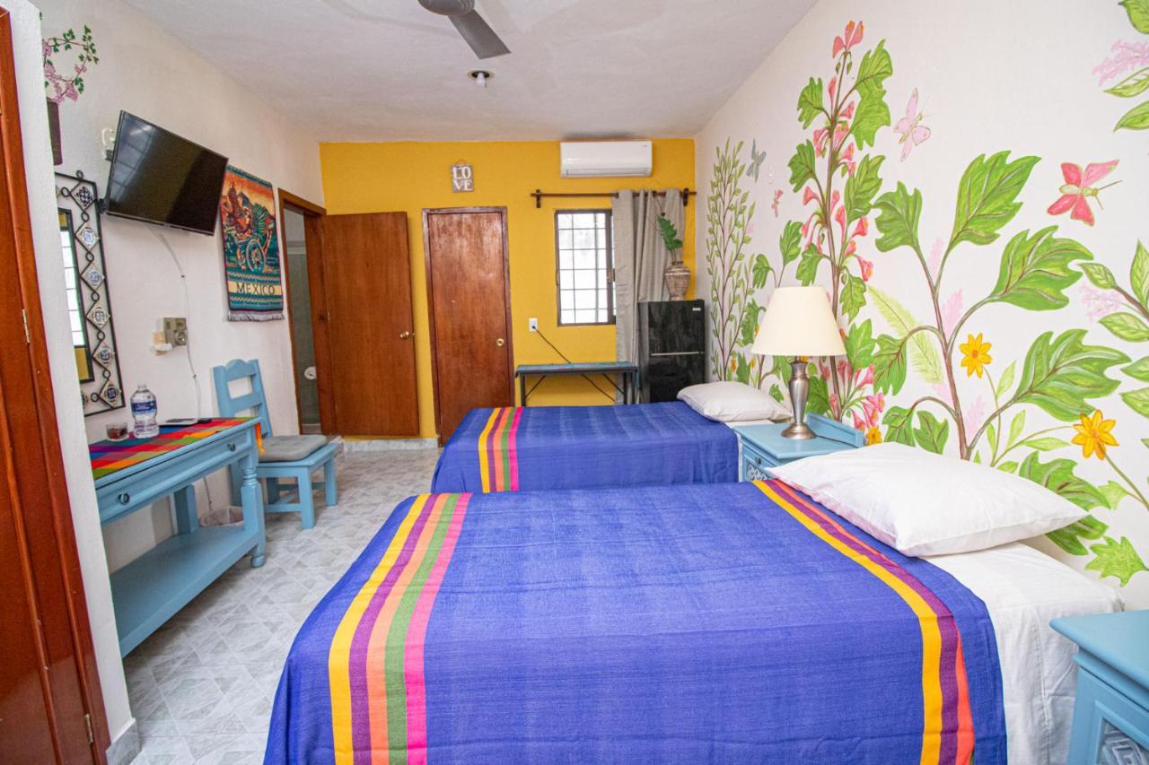 La Casa Del Almendro Hotell Playa del Carmen Exteriör bild