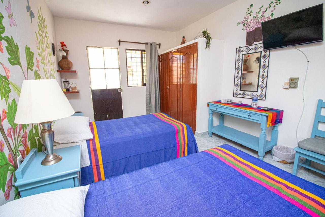 La Casa Del Almendro Hotell Playa del Carmen Exteriör bild